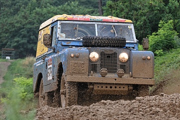 Autocross skrz objektiv - foto