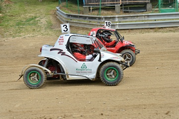 Autocross skrz objektiv - foto